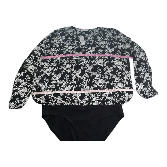 LOFT Black and White Floral Bodysuit - Size XL - Picture 5 of 10